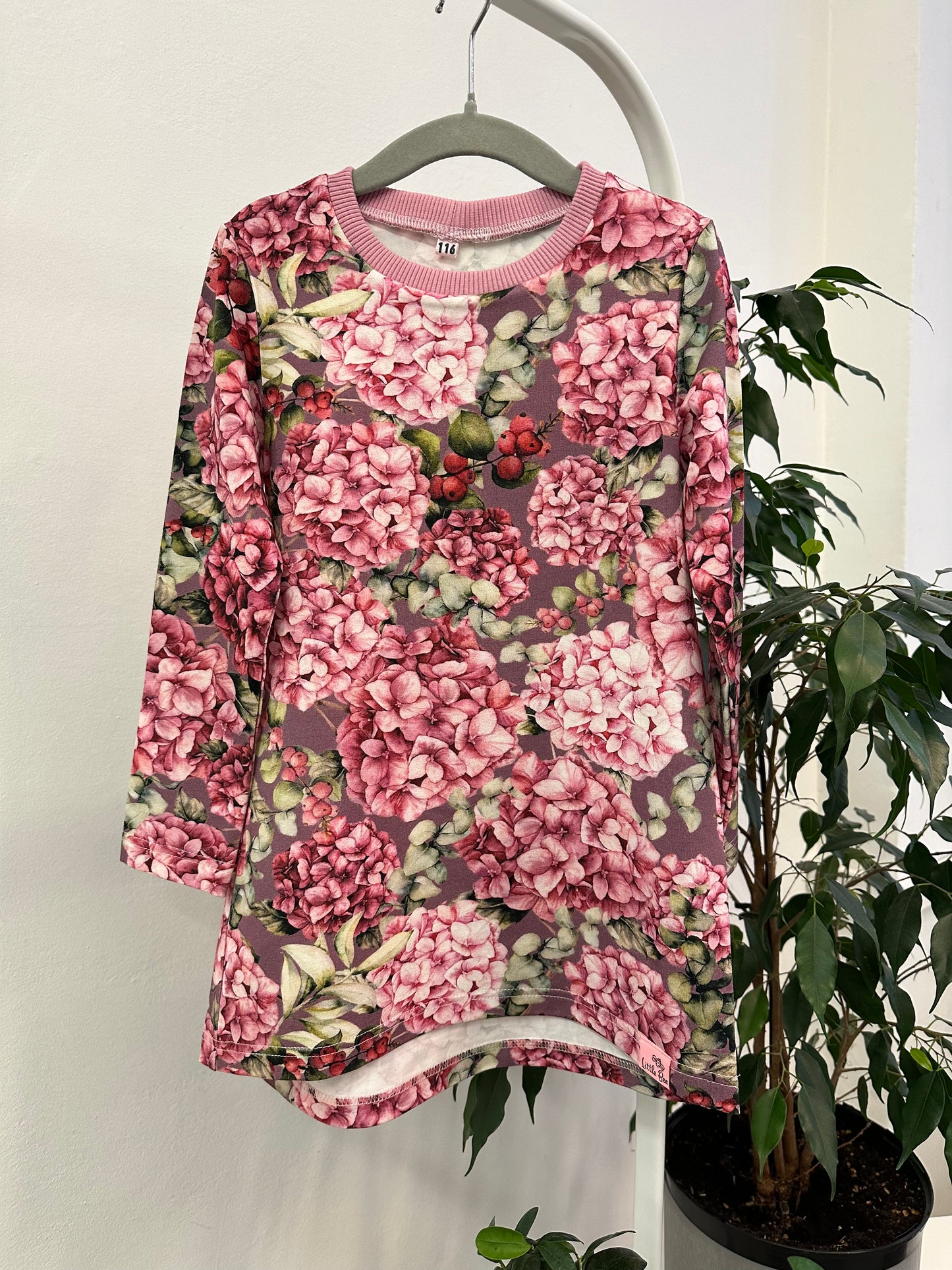 Tunic with flowers pink