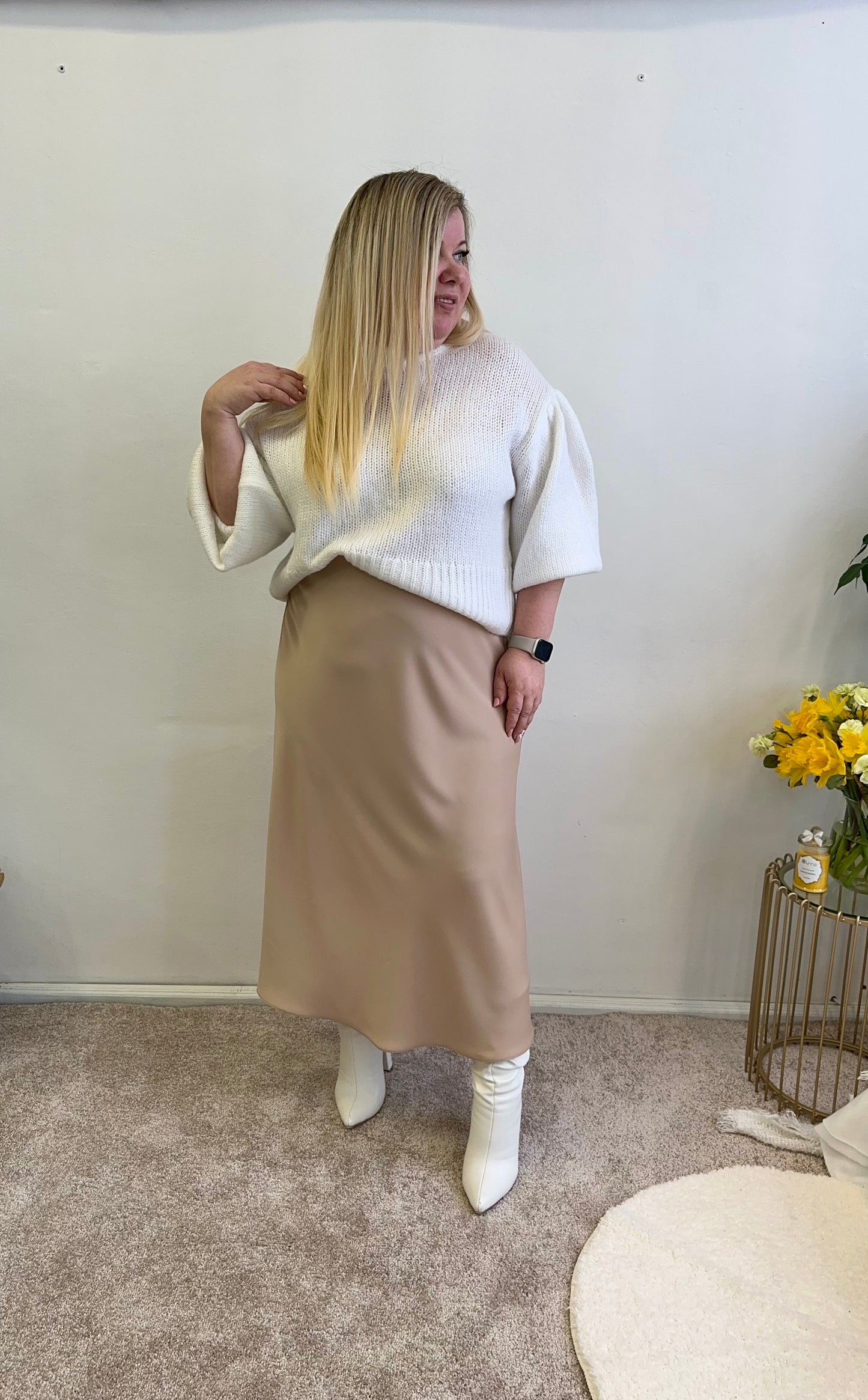 Silk skirt beige